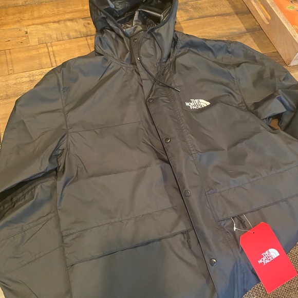 Brand new North Face “ jacket “ - Picture 3 of 15